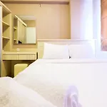 Easy Access To Mall 2Br Green Pramuka City Apartment By Travelio