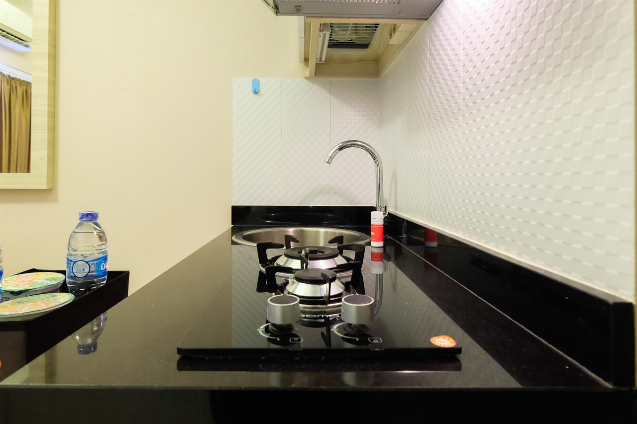 Easy Access To Mall 2br Pramuka By Travelio *