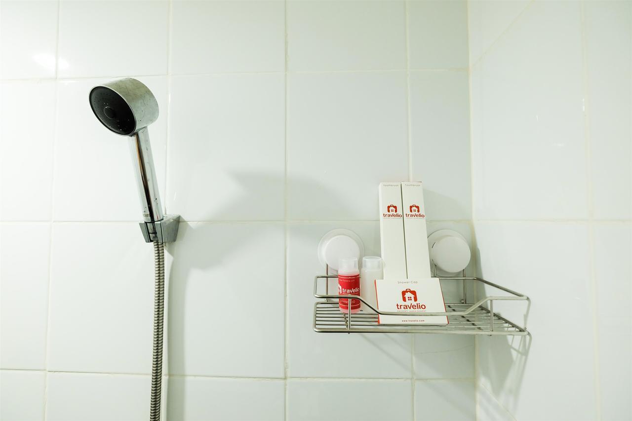 Easy Access To Mall 2br Pramuka By Travelio *