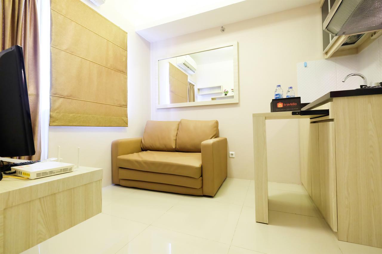Easy Access To Mall 2br Pramuka By Travelio *